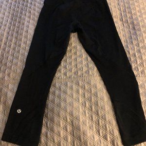 Lulu Lemon Cropped Leggings